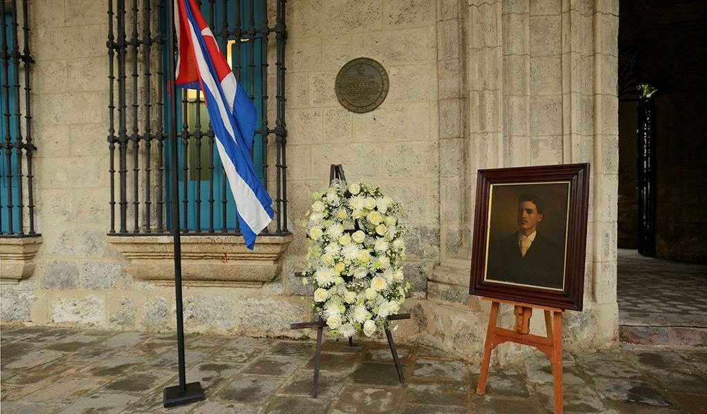Homenaje al patriota Néstor Aranguren