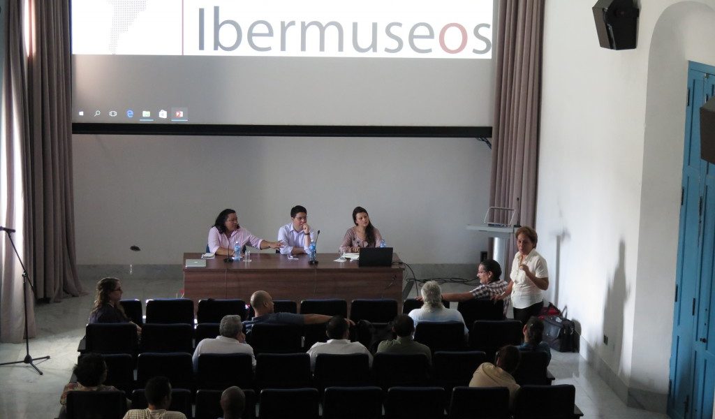 Conversando sobre la conservación preventiva y la gestión de riesgos para el patrimonio museístico iberoamericano