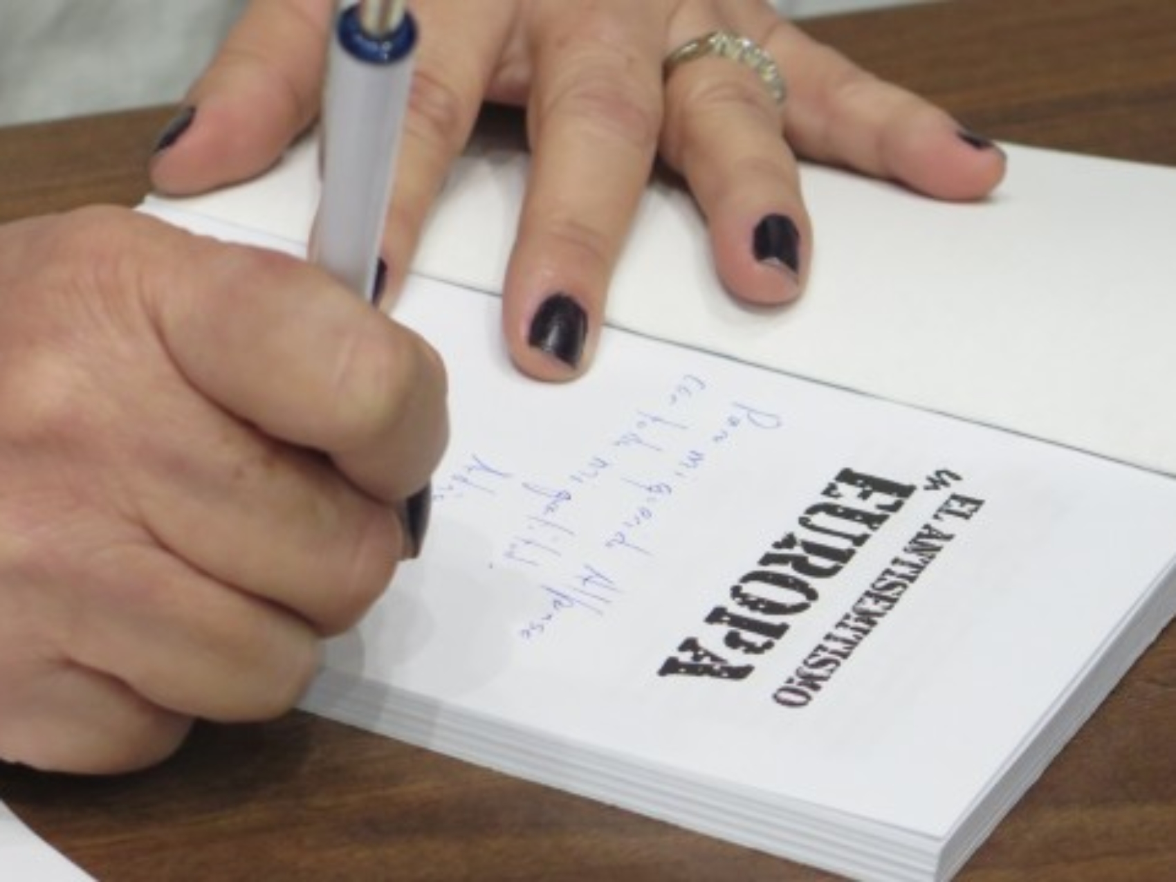El antisemitismo en Europa, un libro de Adriana Hernández