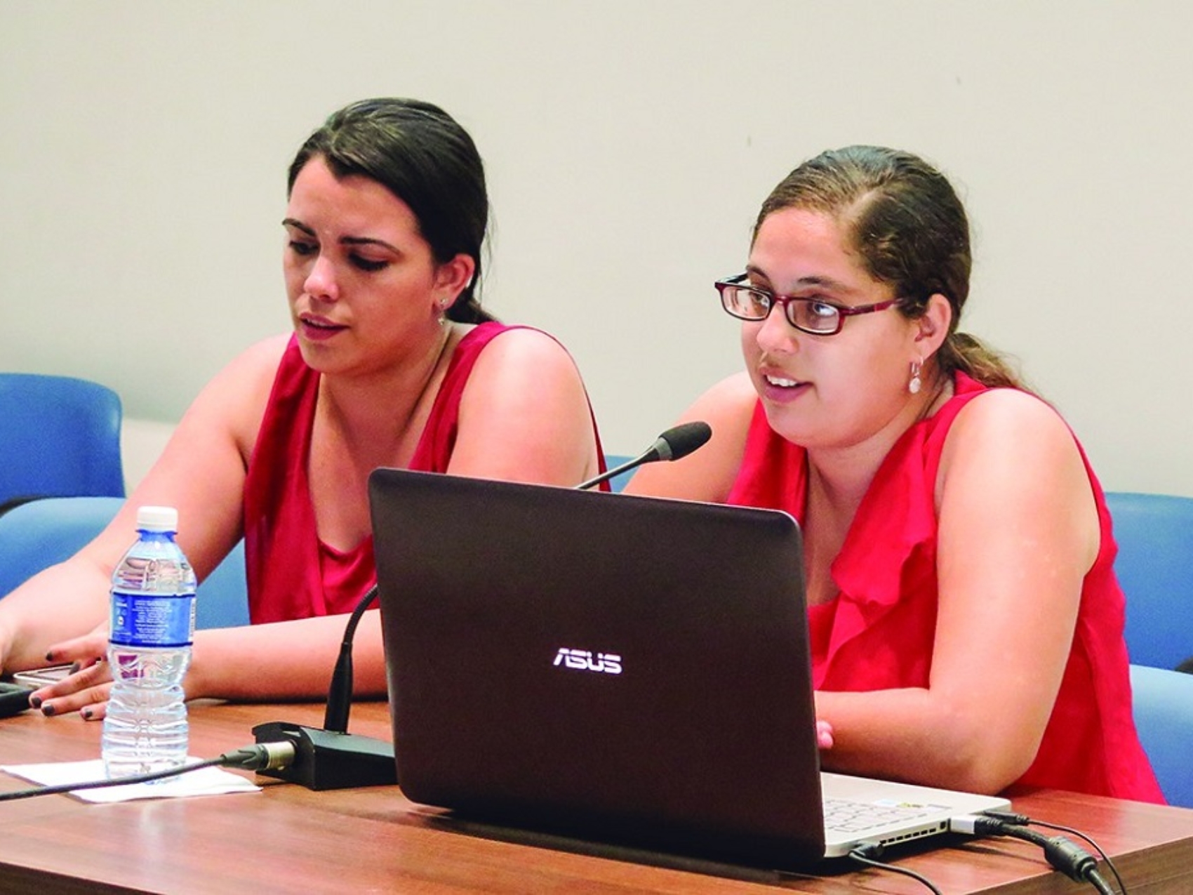 Giselle González García y Claudia Alemañy Castilla