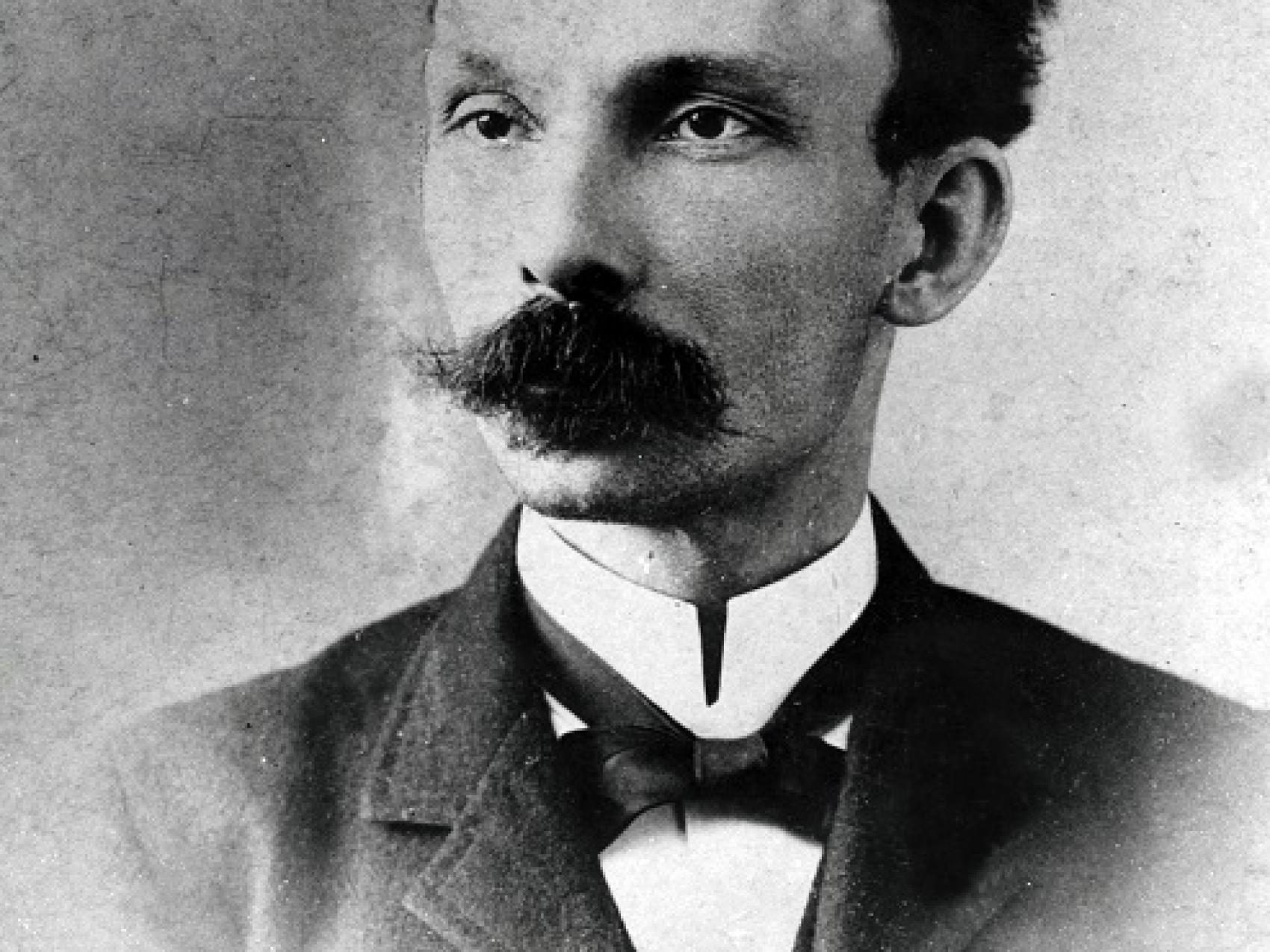 La mujer bajo el prisma de Martí